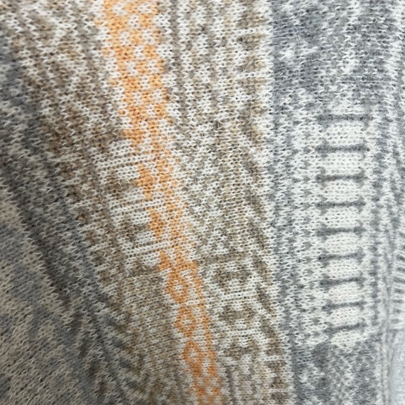 Free People • Willow Poncho - Picture 8 of 12